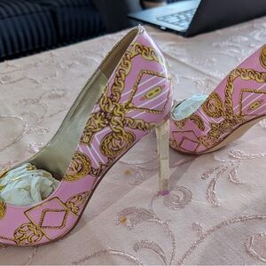 Nine West Pink & Gold Chain-Print Stiletto Pumps